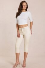 Mid-Rise Capri Jeans in Ivory - Image 4