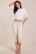 Mid-Rise Capri Jeans in Ivory - Image 5