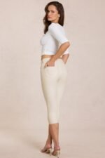 Mid-Rise Capri Jeans in Ivory - Image 2