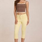 Mid-Rise Capri Jeans in Lemon Yellow