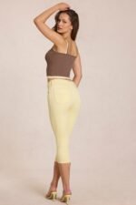 Mid-Rise Capri Jeans in Lemon Yellow - Image 2