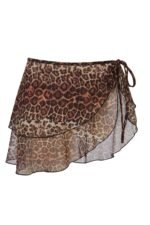 Sarong in Leopard Print - Image 4